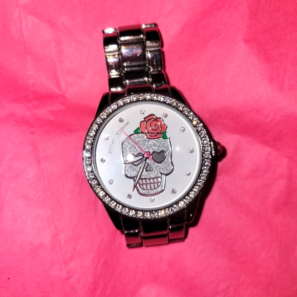 Betsey Johnson Rose Skull Watch EUC. - Picture 1 of 7